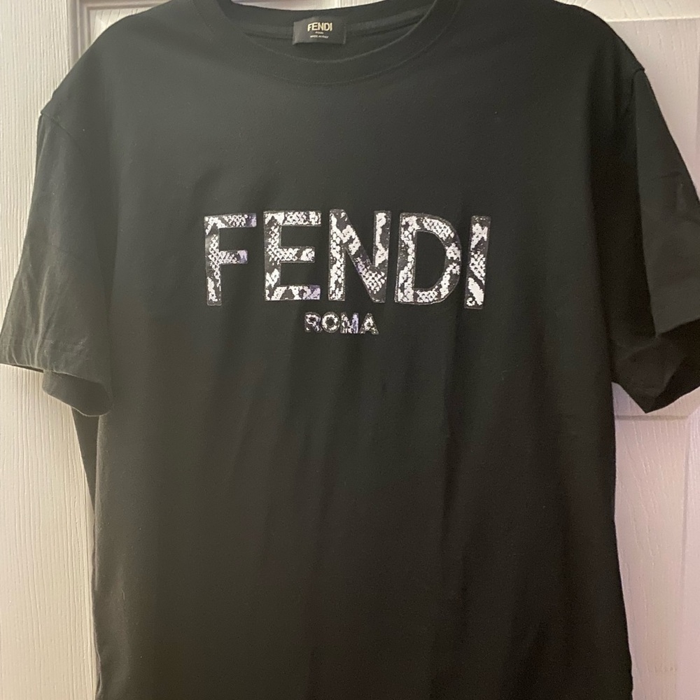 Fendi Roma Tshirt. Black. Size Large